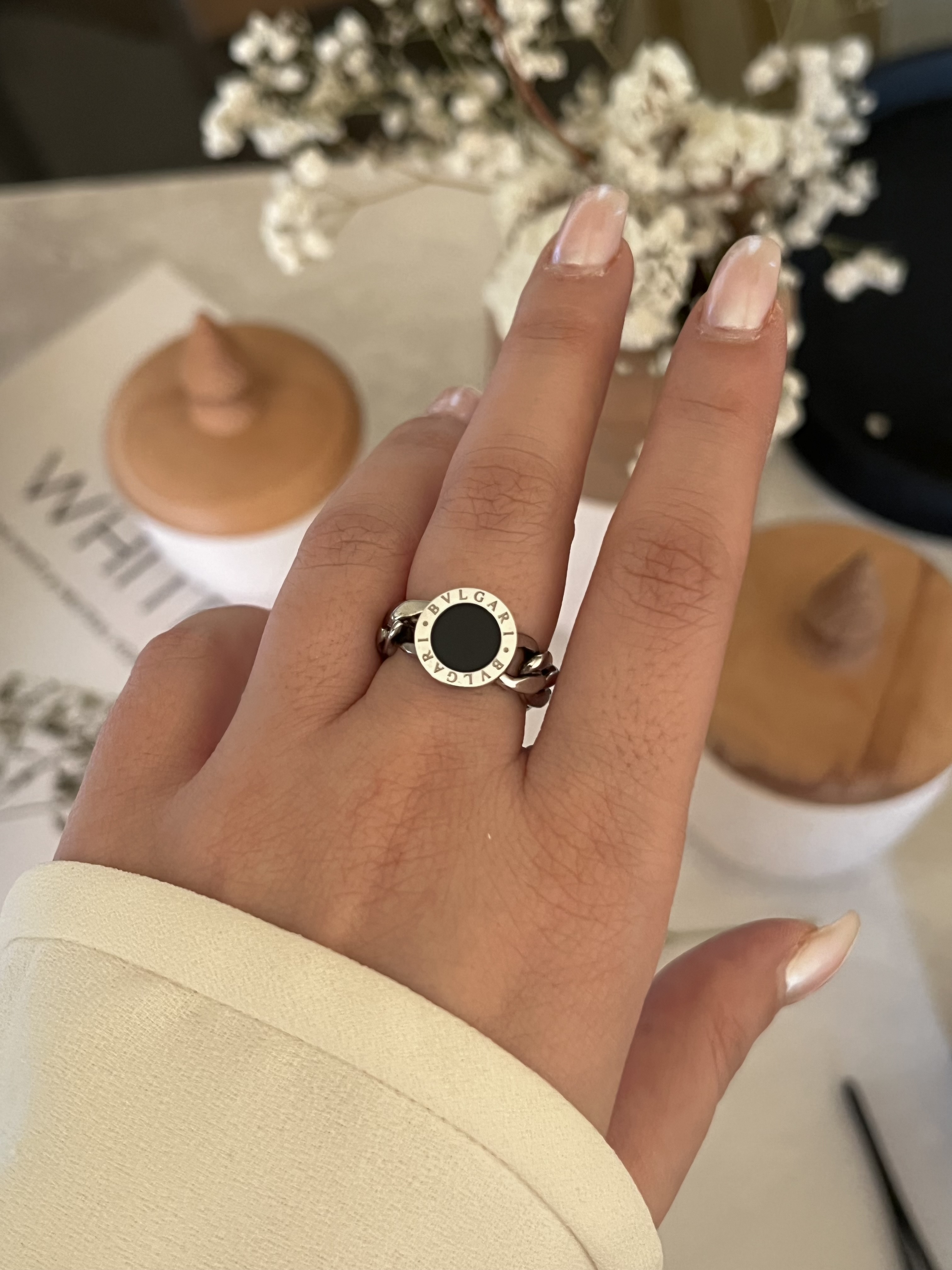 انگشتر بولگاری نقره ای