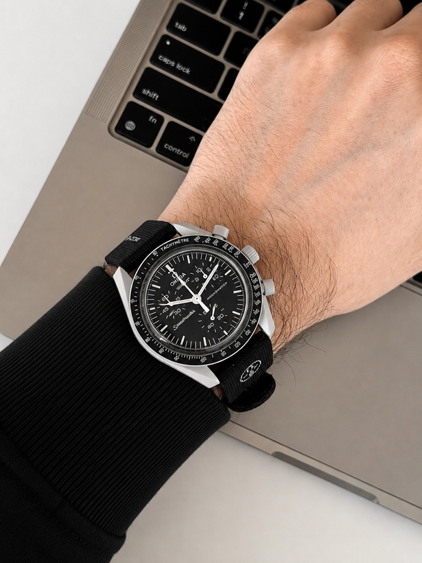ساعت امگا سواچ speedmaster moon